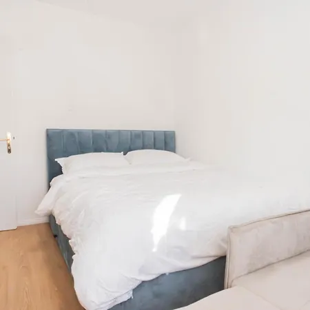 Bs Apartment
